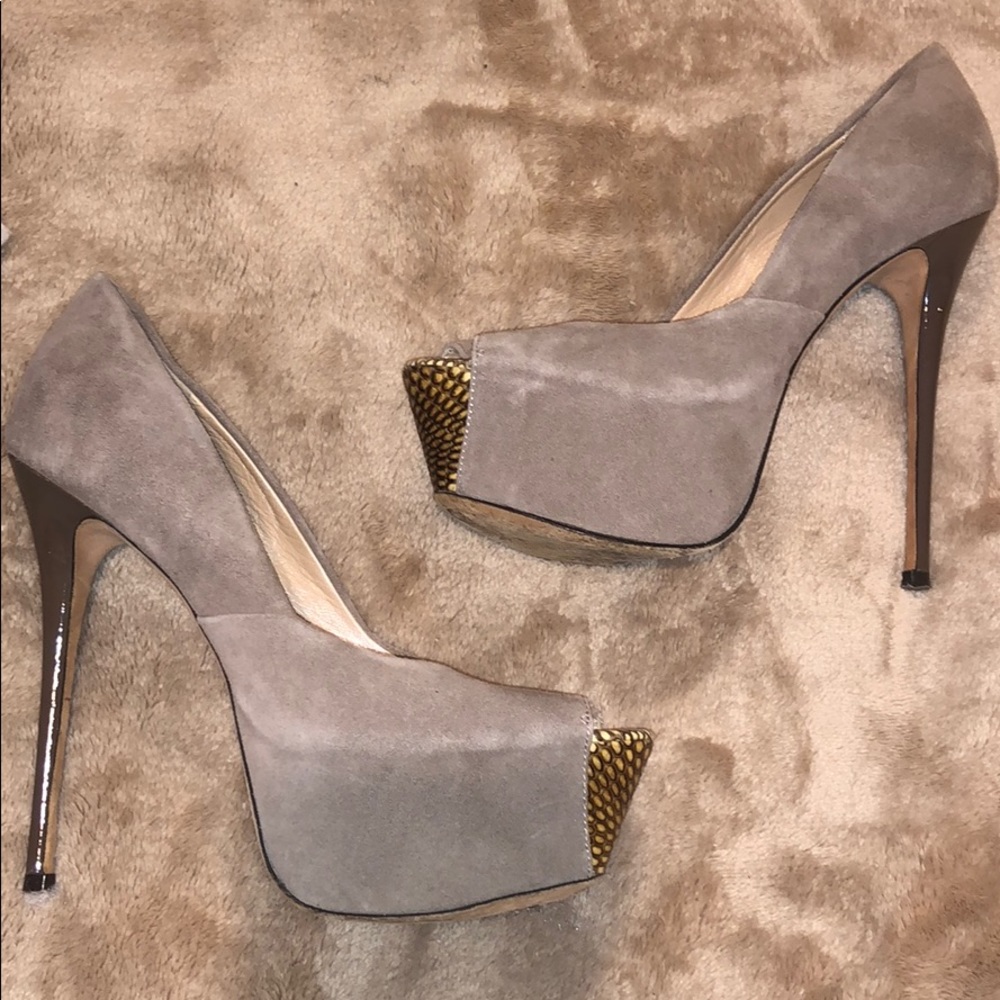 JEAN MICHEL CAZABAT "Zaza" Pumps